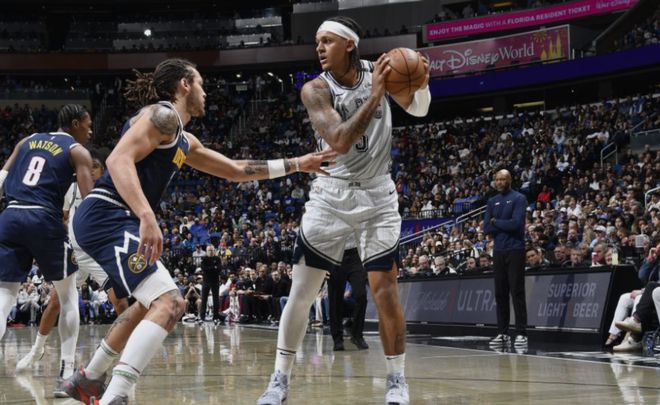 猛龙主场不敌掘金，安东尼贡献全场最高31分