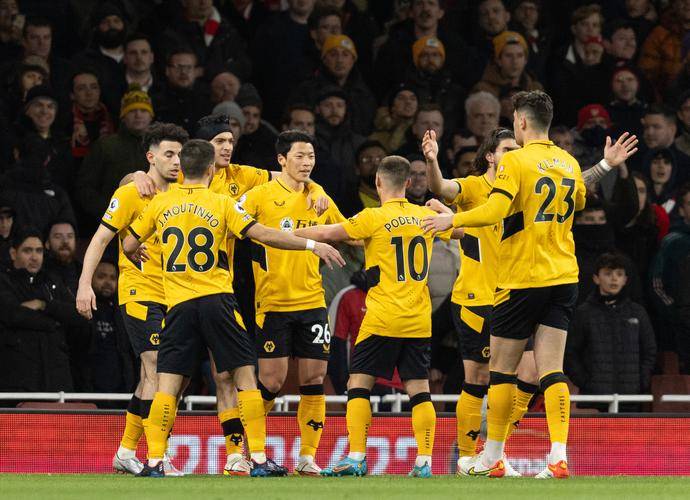 FB体育官网-狼队客场战平纽卡斯尔,表现近期回暖