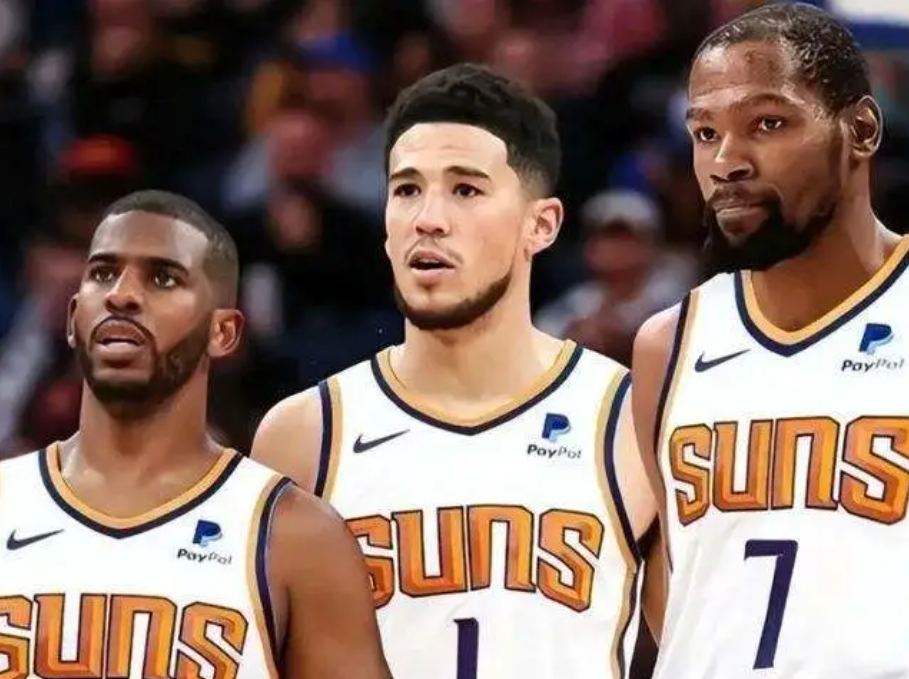 比分胶着悬殊,双方争夺胜利极为激烈 比分胶着悬殊,双方争夺胜利极为激烈