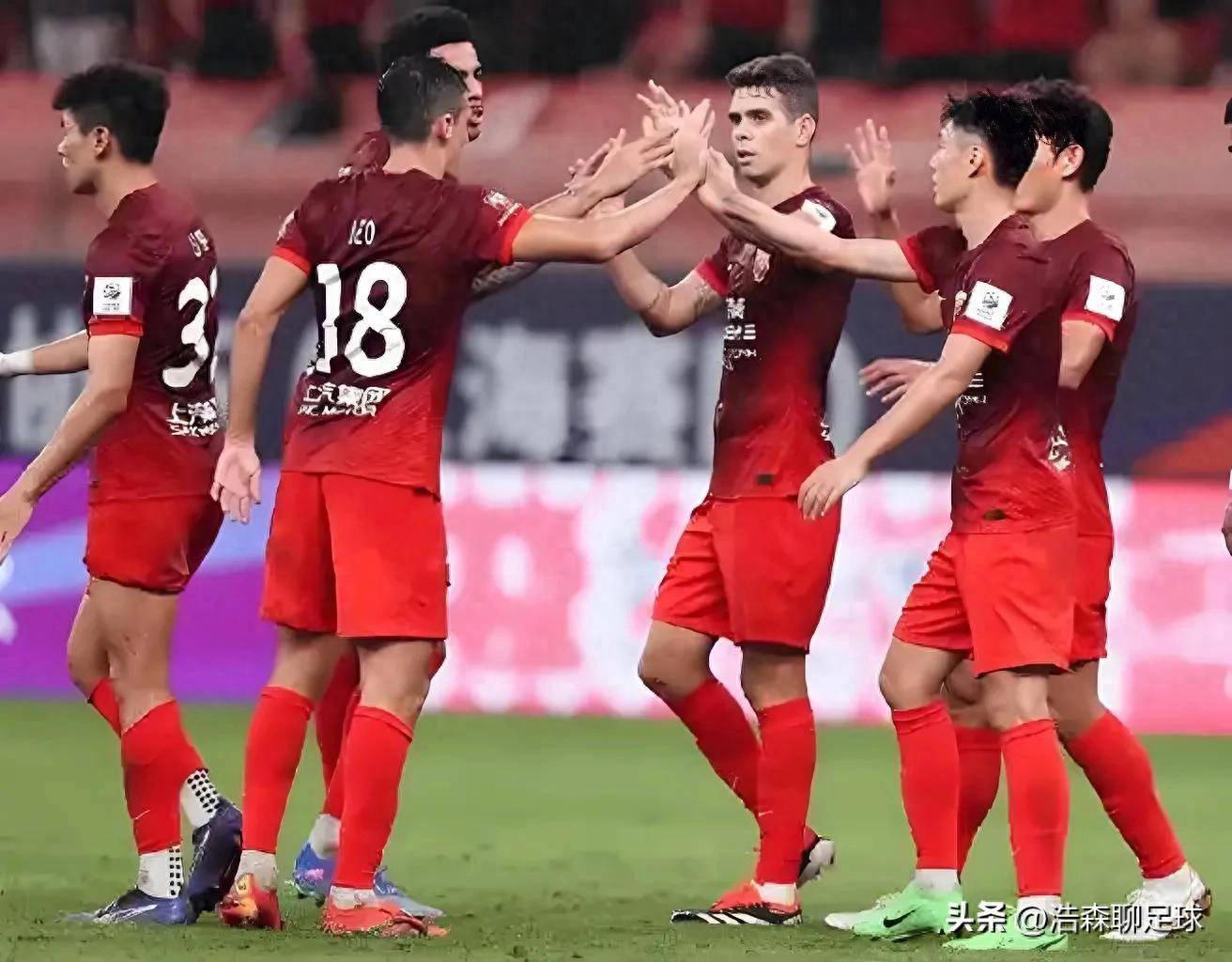 争夺顶级足球头衔:东亚豪门交锋 争夺顶级足球头衔:东亚豪门交锋