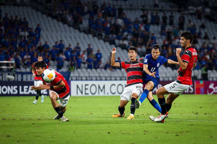 球队战术博弈,技艺拼搏争夺胜利 球队战术博弈,技艺拼搏争夺胜利