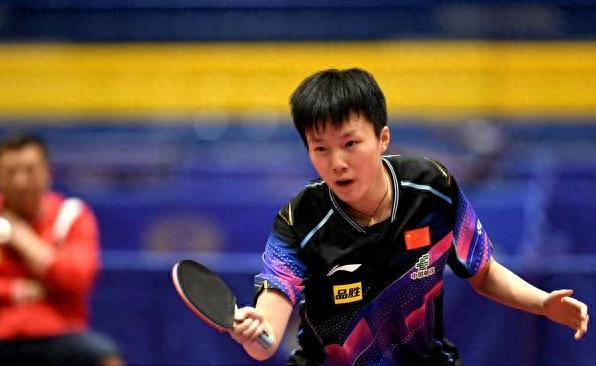 FB体育官网-沙尔克苦战求胜多众,拼搏向前展现韧性