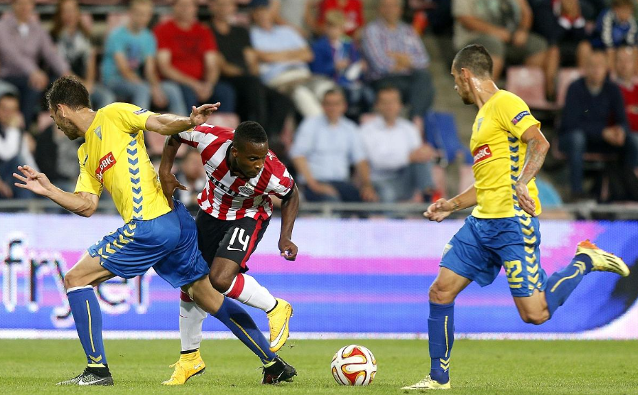 FB体育官网-波尔图客场大捷,领跑葡超积分榜