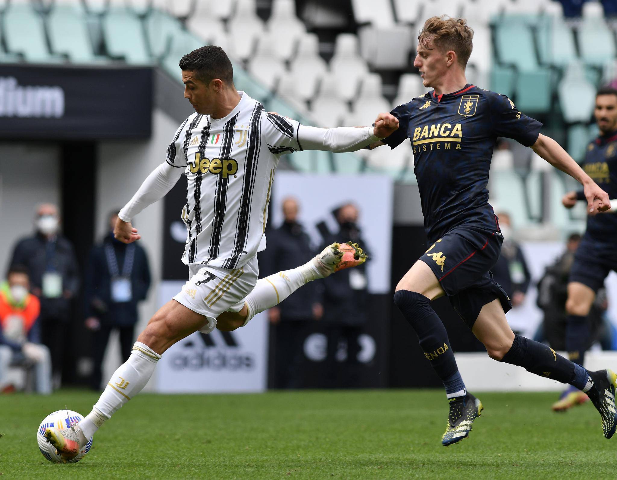 尤文图斯团结一心,下轮必定全力以赴 尤文图斯团结一心,下轮必定全力以赴