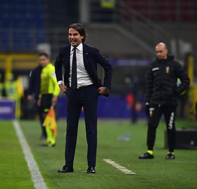 国际米兰客场逆转,继续紧咬榜首 国际米兰客场逆转,继续紧咬榜首