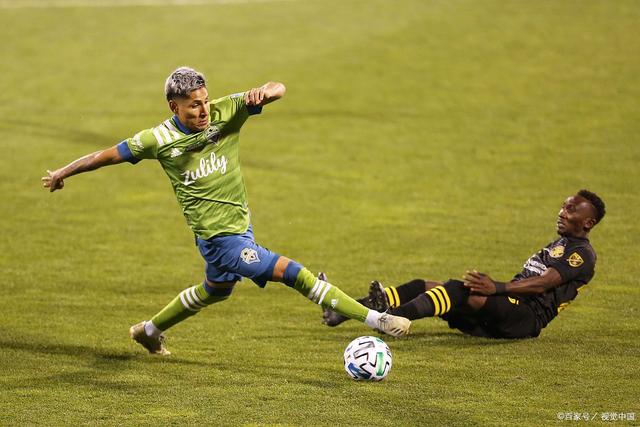 FB体育官方网站-埃因霍温击败对手,继续前进