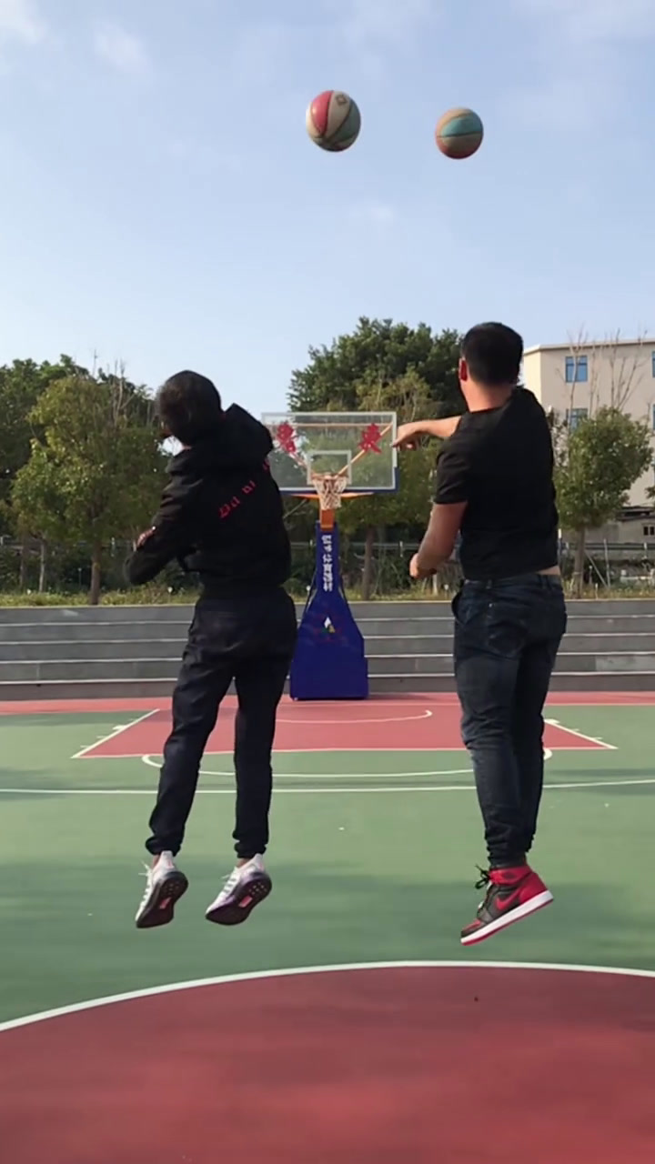 FB体育官网-亚洲明日之星:年轻球员成就篮球梦想