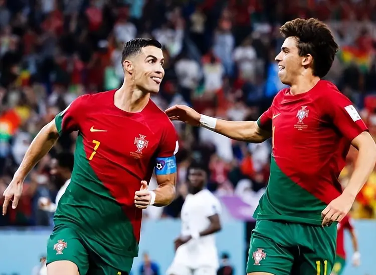 FB体育官网-葡萄牙巨星在意大利豪门效力四年