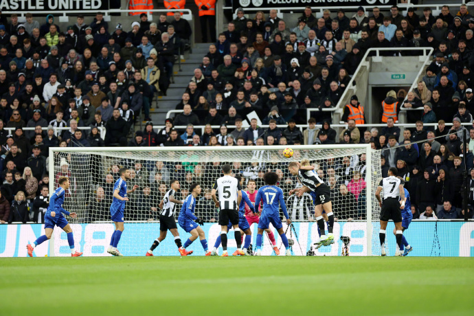 FB体育官网-纽曼西亚主场击败埃瓦尔,取得胜利