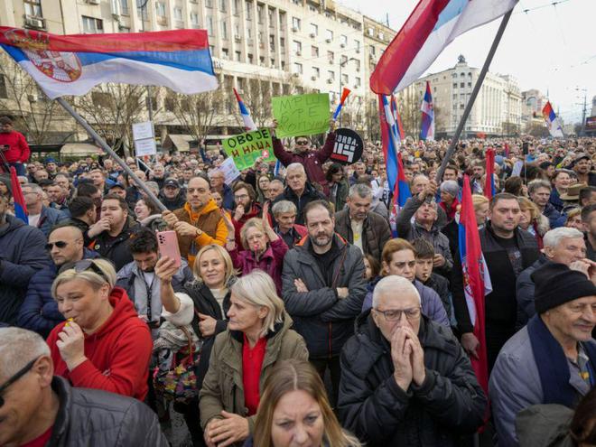 乌克兰大胜塞尔维亚,晋级前景一片昏暗 乌克兰大胜塞尔维亚,晋级前景一片昏暗