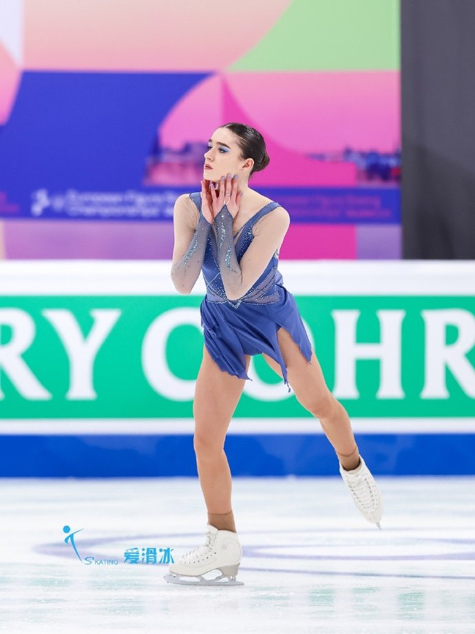 西班牙花样滑冰表现抢眼荣获冠军 西班牙花样滑冰表现抢眼荣获冠军