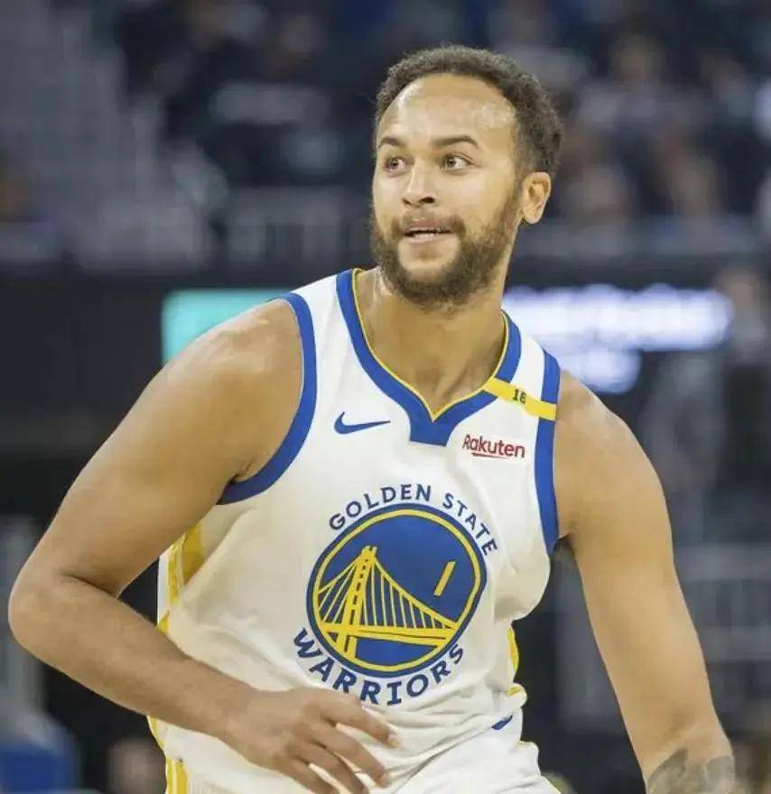 FB体育平台-勇士队球员在加拿大被捕涉嫌非法行为