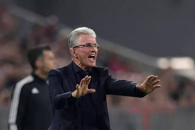 FB体育平台-关键一战定生死,胜者将进总决赛