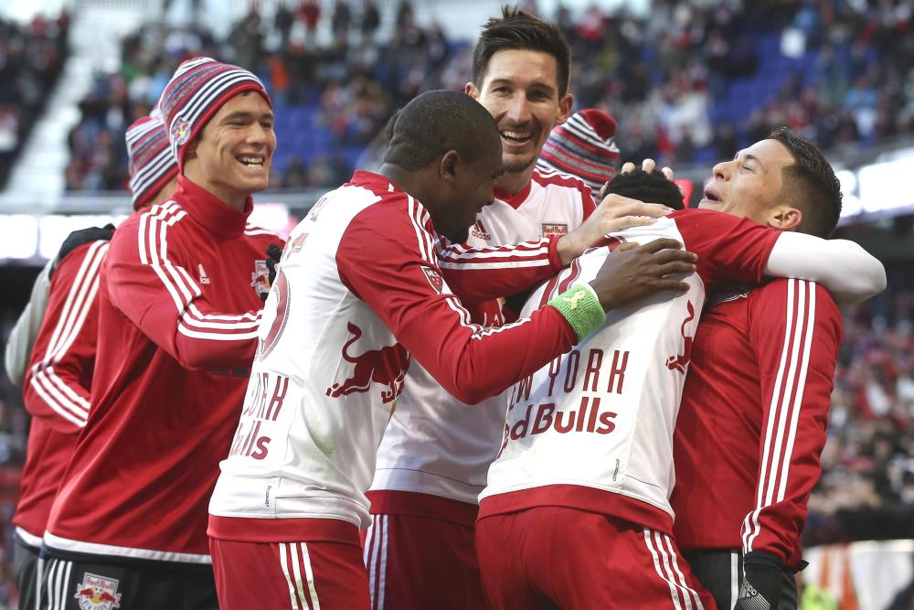 摩斯进球无效遭遇冷遇,球队表现依然不温不火 摩斯进球无效遭遇冷遇,球队表现依然不温不火