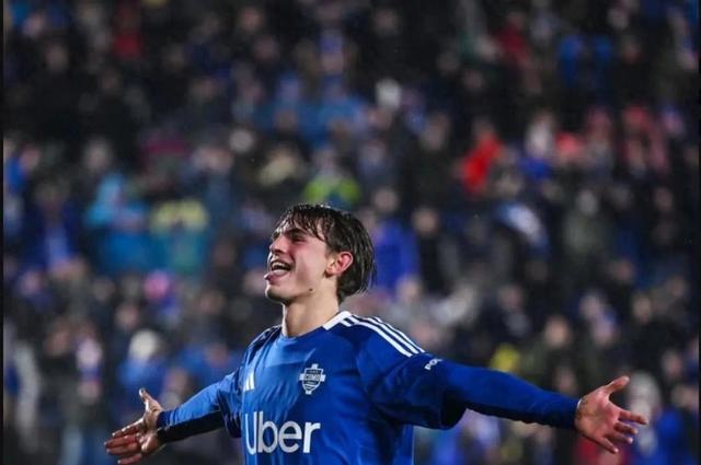 FB体育平台-切尔西逆袭晋级，拜仁遗憾止步