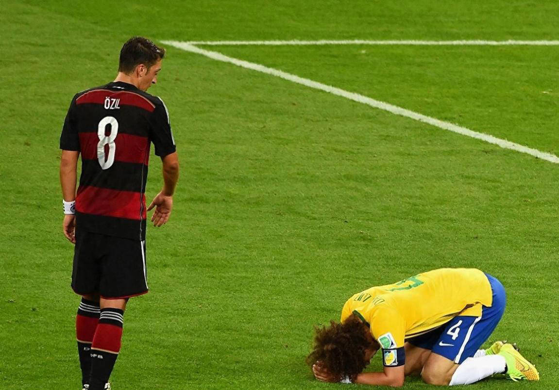 FB体育平台-惊险瞬间:巴西和墨西哥排球队大战迎来演义