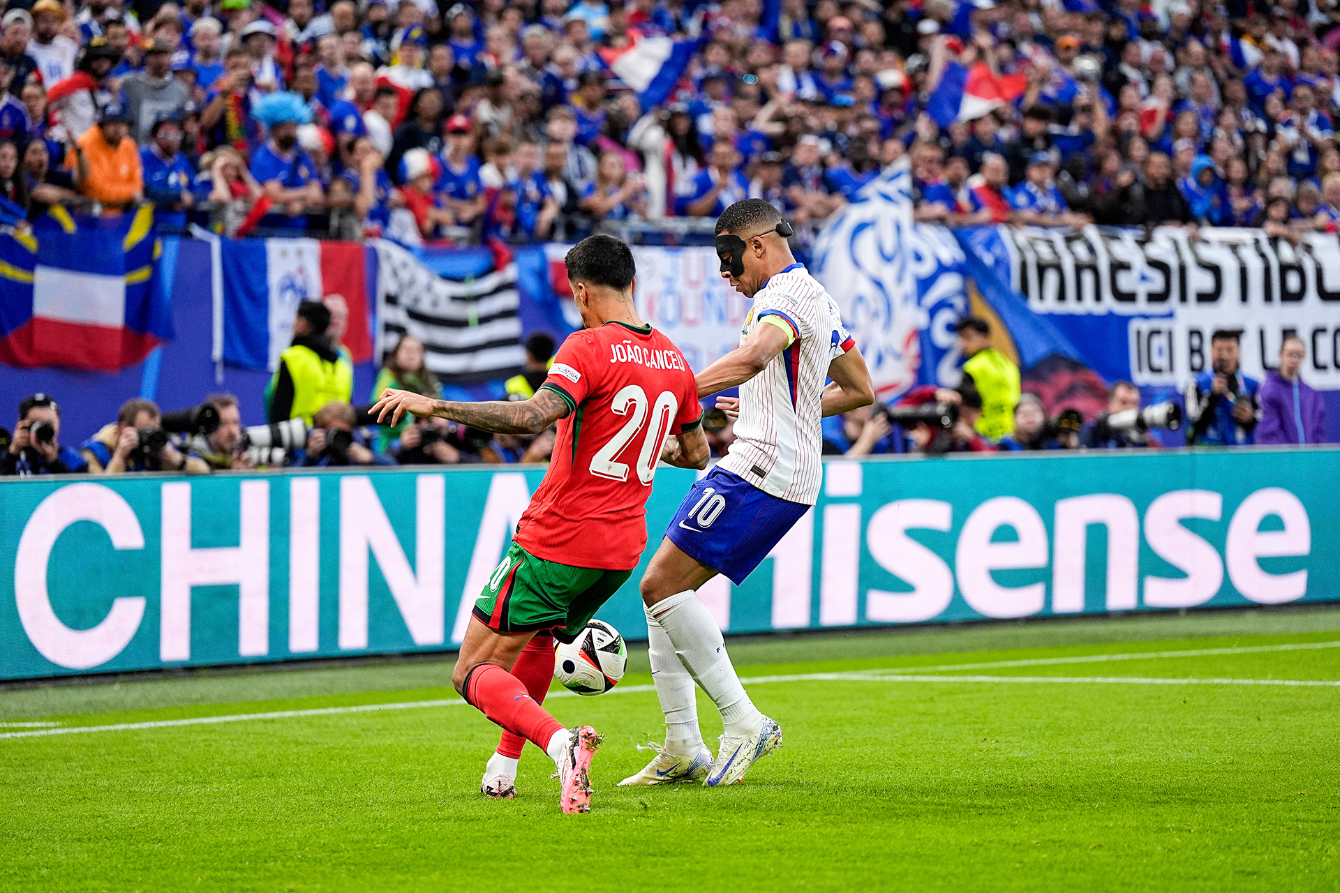 FB体育官网-葡萄牙击败西班牙,豪取一场胜利