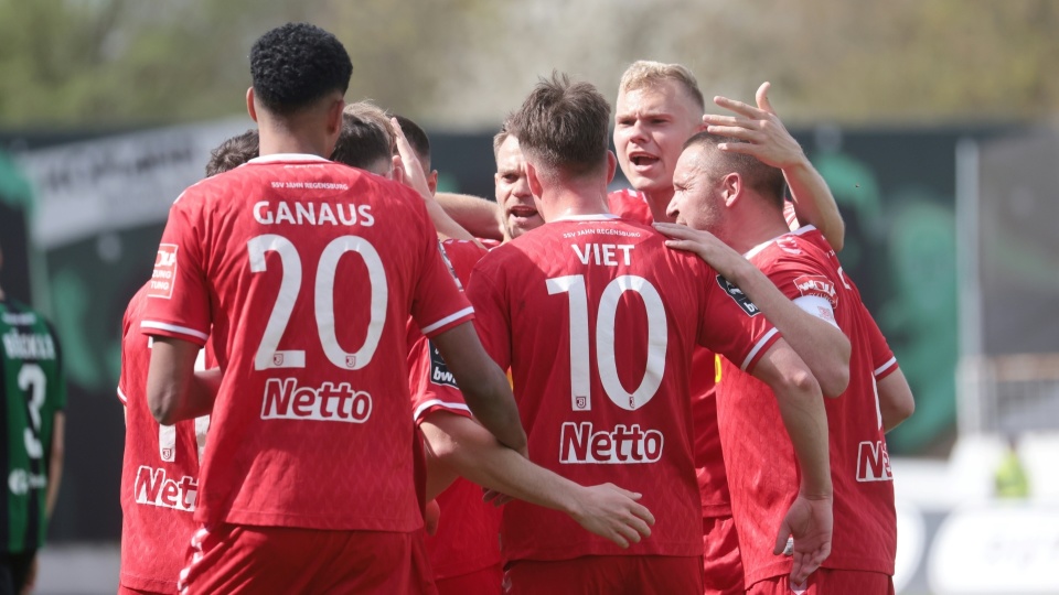 FB体育官方网站-雷根斯堡客场大胜，取得对手强势胜利