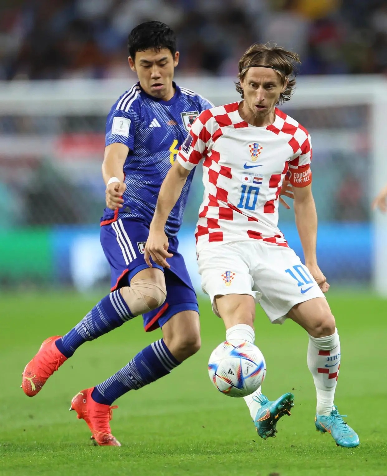 克罗地亚队集体晋级喜悲,前途光明 克罗地亚队集体晋级喜悲,前途光明