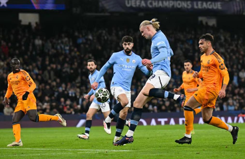 拜仁全力以赴,欧冠激战引人入胜 拜仁全力以赴,欧冠激战引人入胜